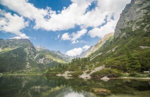 25 Big Differences Between River & Ocean Cruises